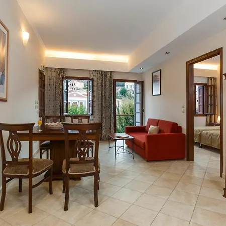 Opera House 4*