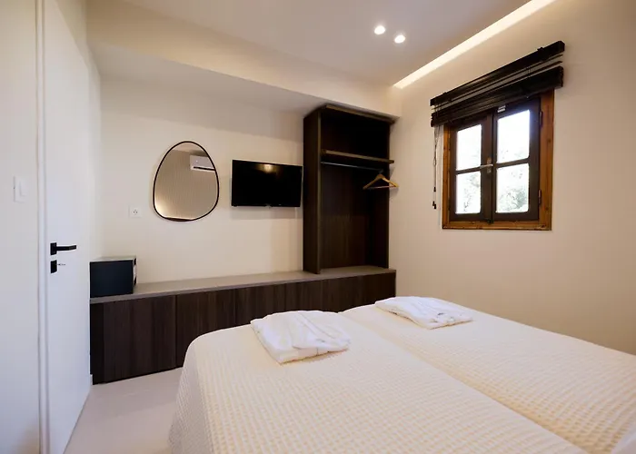 Opera House 4*