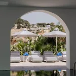 Opera House 4*