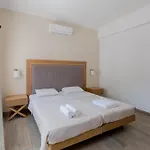 Opera House Apartahotel 4*