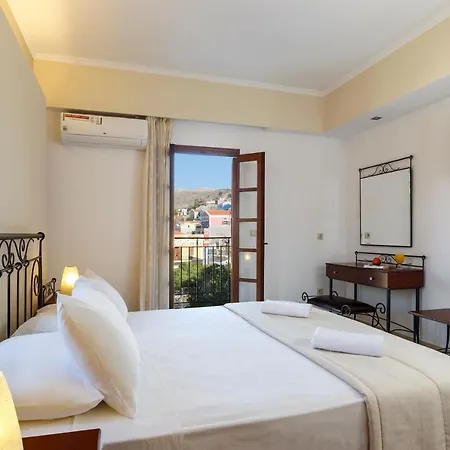 Opera House Ξενοδοχείο με διαμερίσματα 4*