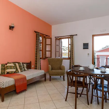 Opera House Aparthotel 4*