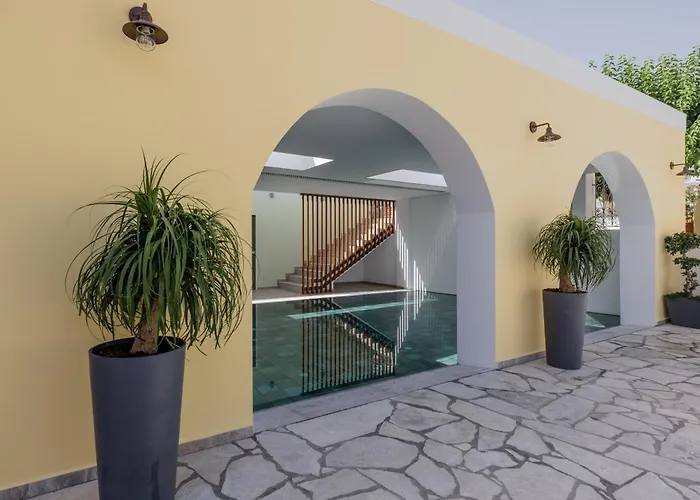 Opera House Hotel de apartamente Symi